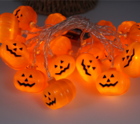 Halloween decoration: glowing pumpkin LED fairy lights