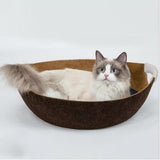 Premium cat cave with scratching function: security and fun for your cat!