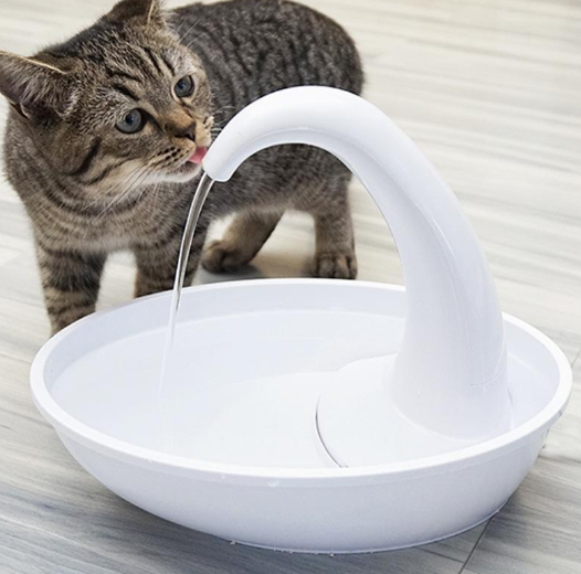 Automatischer Schwan Haustier Wasser-Spender für Katzen