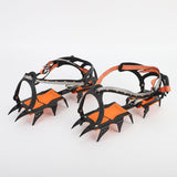 Professionelle Schuhe mit Krallen - Eis-Crampons, Schnee-Gripper aus Stahl - Hilfsmittel zum Wandern und Klettern