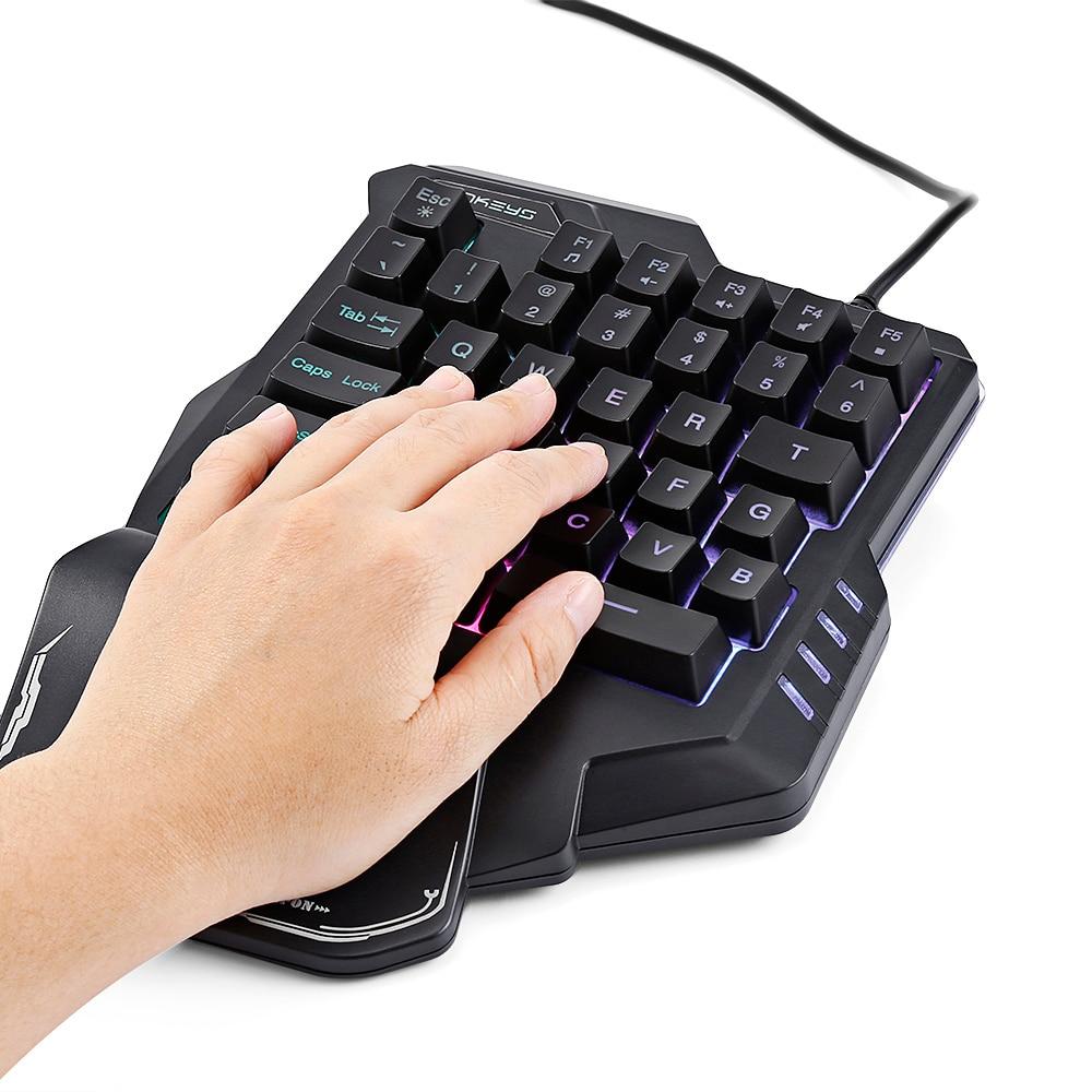 Optimize your gaming experience with the one-handed mechanical gaming keyboard!