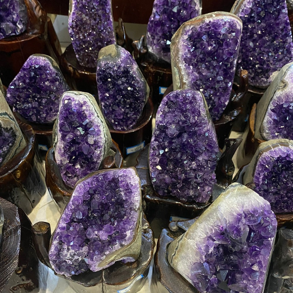 Natürliche Amethyst Geode - Ein Stück Mutter Natur direkt bei Ihnen zu Hause