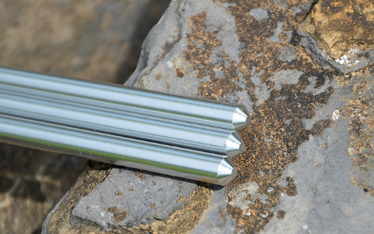 Aluminium-Feuerstativ für Outdoor-Camping