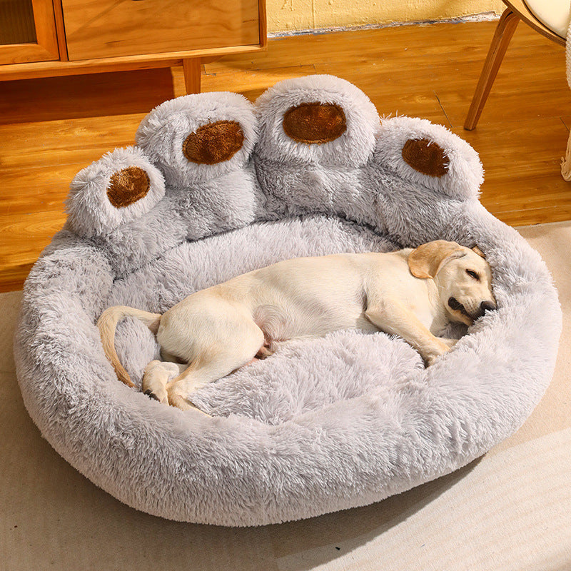 Plush Bear Paw Pet Bed - Sleep soundly in luxury and comfort